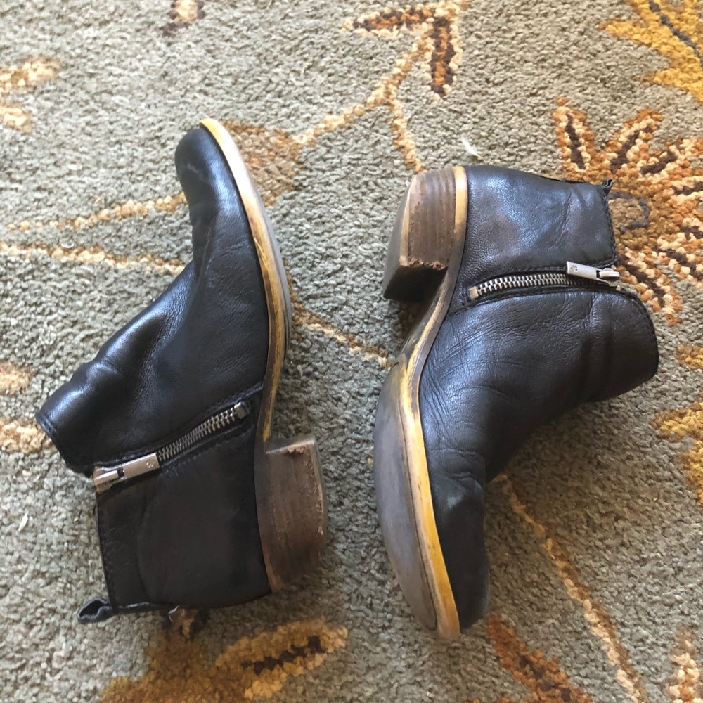 🍀 LUCKY BRAND BOOTIES 🍀
